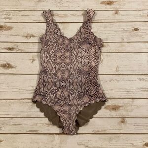 Agua Bendita Scalloped One Piece Reversible Latin Fit Snake Print Swimsuit Small